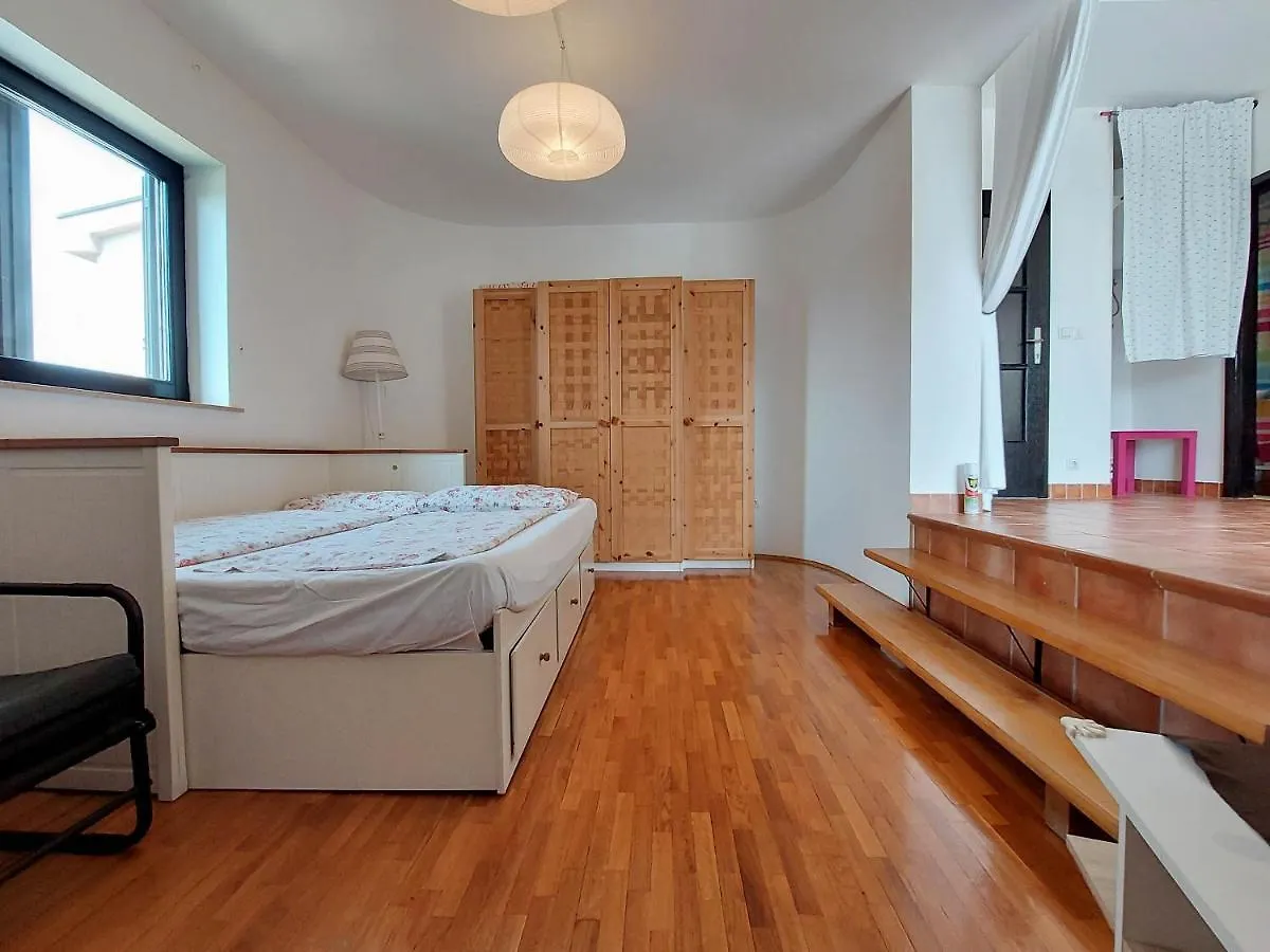 Apartments Ilija Jadranovo 0*,